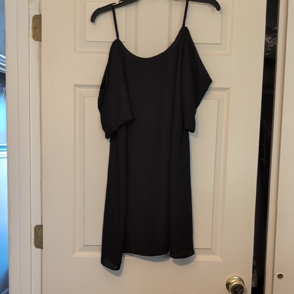 Chic Black Off-Shoulder Mini Dress